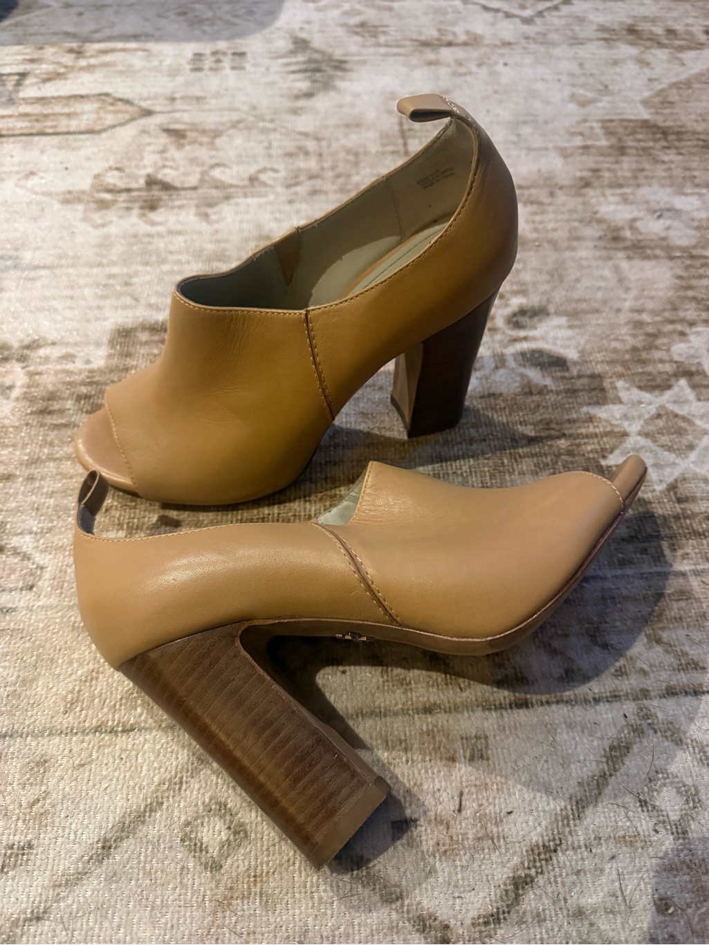 Pour La Victoire Tan Open-Toe Block Heel Booties